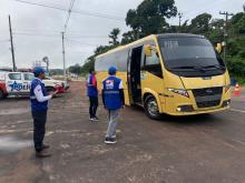 Fiscalização do veículo que faz o transporte intermunicipal para Vigia